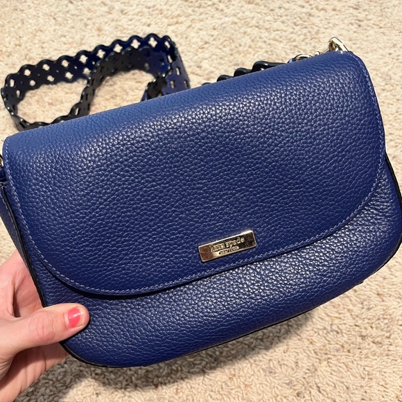 kate spade Handbags - Kate Spade crossbody